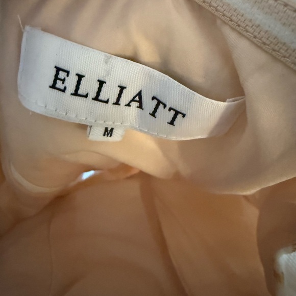 Elliatt Octavia Midi Dress in Ivory & Gold - Picture 6 of 7